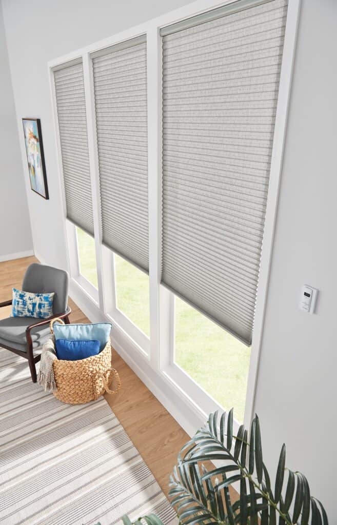 Cellular Shades with Honeycomb Pattern